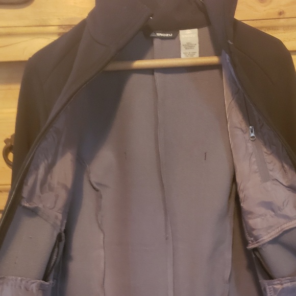 Snow/Workout jacket - Picture 2 of 5